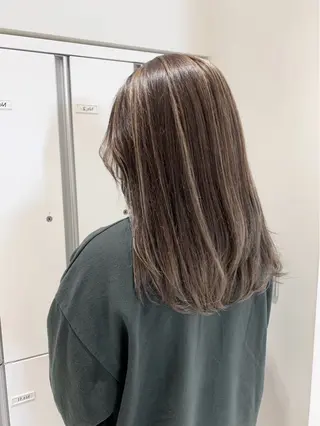 セミロング 暖色カラー//了戒 美希//伊勢原のヘアスタイル