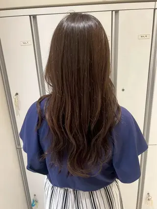 ロング カラー 猪狩 杏菜のヘアスタイル