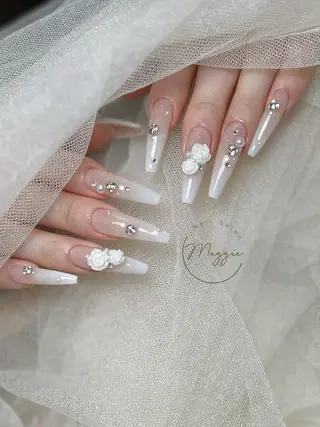 ネイル Maggie Nail🦩のネイルデザイン