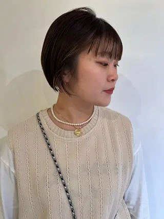 ショート ブリーチカラー🎀 韓国風/寺門美優のヘアスタイル