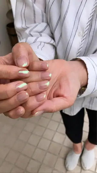 ネイル nailsalon　hue所属・小山 羽奈のネイルデザイン