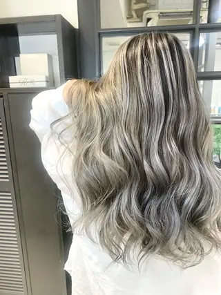 セミロング カラー Giselハヤシ ケンタのヘアスタイル