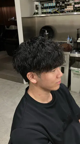 パーマ RETOUCH by fifth メンズサロン【レタッチ バイ フィフス】所属・fifth原宿 A:Ri🧸のヘアスタイル