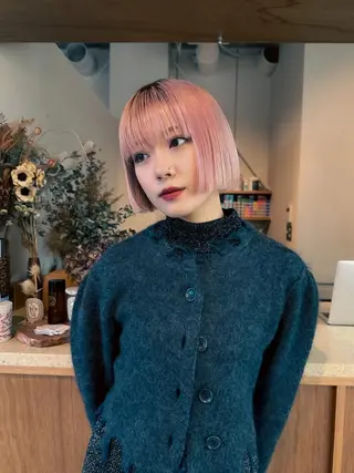 ミディアム 五屋 美咲のヘアスタイル