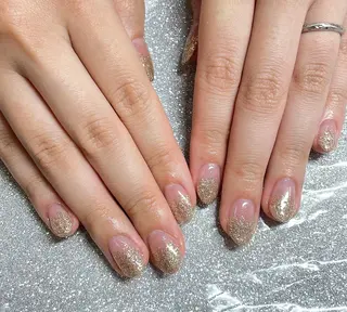 ネイル VIERU 🌈🎀💖のネイルデザイン