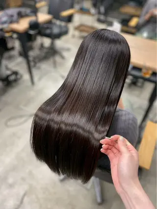 ロング 石崎 万里奈のヘアスタイル