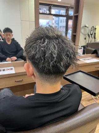 メンズ 鬼松沙弥 ❤︎メンズパーマのヘアスタイル