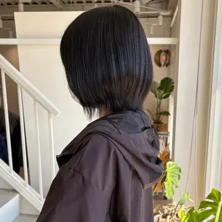 ショート カラー 安西 香利奈のヘアスタイル