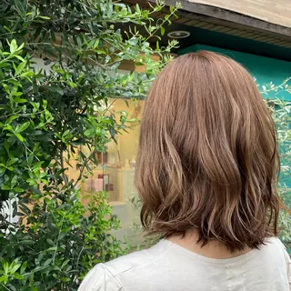 ミディアム カラー 丸山 明日香のヘアスタイル