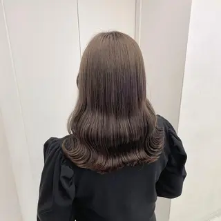 セミロング カラー ヘアアレンジ Ella所属・nana【艶髪】/ レイヤー/縮毛矯正のヘアスタイル