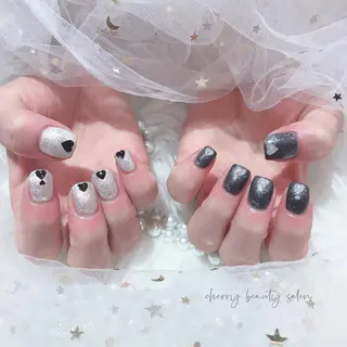 ネイル SAKURA 🍒のネイルデザイン