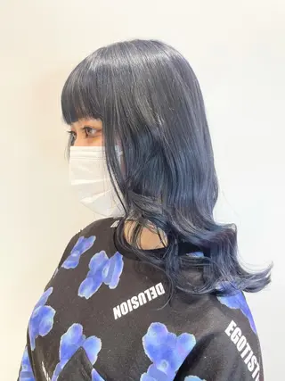 セミロング カラー ハッシュカット レイヤー池袋のヘアスタイル