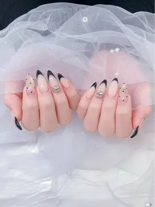 ネイル フレンチガーリー HIMERIのネイルデザイン