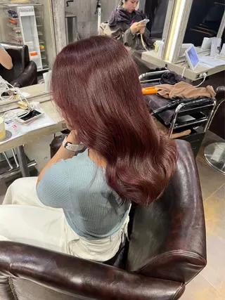 ロング 推し活に可愛く艶モテ カラー/巻きキョウコのヘアスタイル