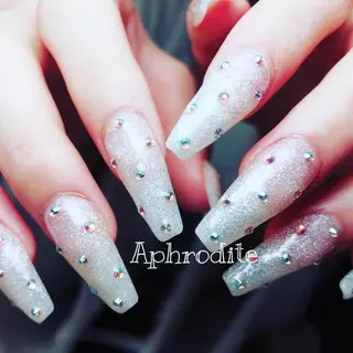 ネイル Aphrodite パラジェル認定サロンのネイルデザイン