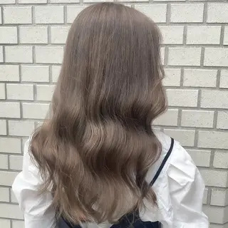 ロング FERIA梅田🖤 透明感カラー🎀のヘアスタイル