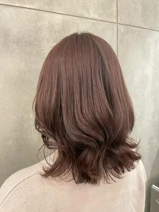 ミディアム カラー ウォーレントリコミ  ニューヨーク所属・西梅田直結🌹 若林梨音のヘアスタイル