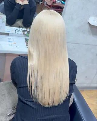 ロング カラー mEg hair creation川崎矢向店所属・レイヤー/ブリーチ/ 艶カラー/アトムのヘアスタイル