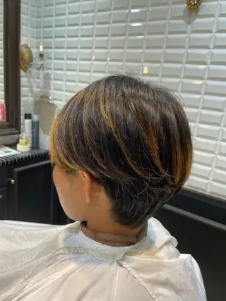 ショート メンズ 波巻き、ツイスト パーマモデル募集中のヘアスタイル