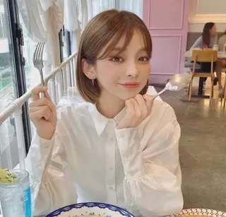 ショート カラー 莉乃/縮毛矯正/髪質 改善/艶カラーのヘアスタイル