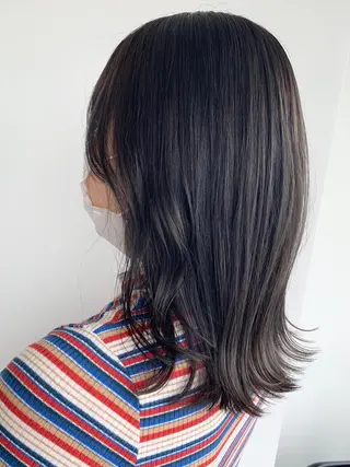 ミディアム カラー ベージュカラー🤎 鈴木サトミのヘアスタイル