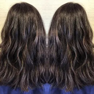 ミディアム box mico. mutsumiのヘアスタイル