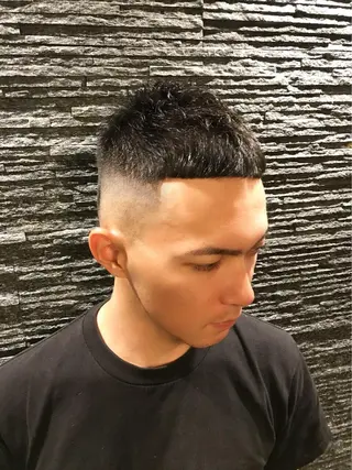 ショート barbershop 神楽坂店所属・💈 クラモトダイセイのヘアスタイル