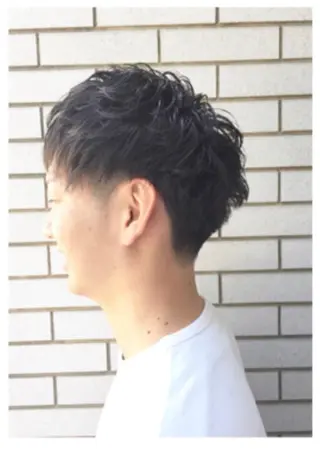 ショート パーマ メンズ 透明感カラー 松田晃代のヘアスタイル