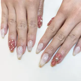 ネイル 藤原 みゆのネイルデザイン