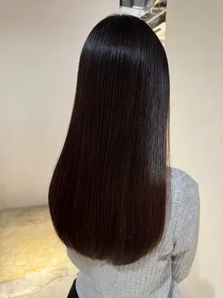 ロング 横松 ゆかりのヘアスタイル