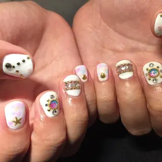 ネイル BANBINANAIL所属・イリネコ マリのネイルデザイン