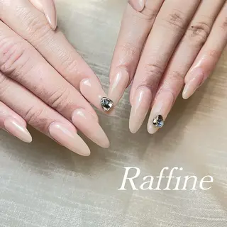 ネイル RAFFINE haru🦋🩵のネイルデザイン