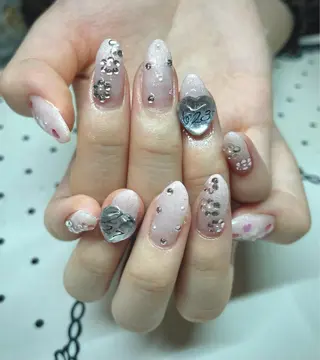 ネイル nailsalon sugarr所属・nailist cocoのネイルデザイン