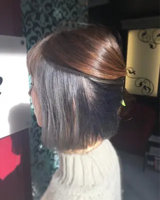 ミディアム カラー トップスタイリスト 小澤純一のヘアスタイル