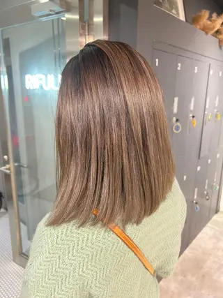 ミディアム カラー Miku 🇺🇸のヘアスタイル