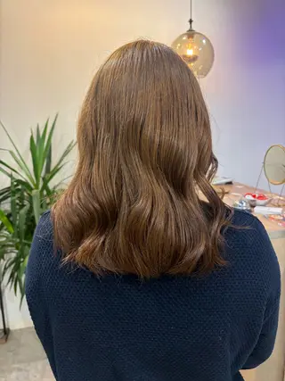 ミディアム カラー [lani ] konatsuのヘアスタイル