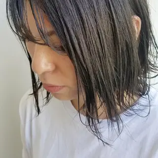 カラー ミディアム iplus✴ まつげ、眉毛、耳つぼのマツエク・マツパデザイン