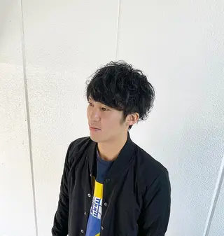 ミディアム パーマ メンズ 前田賢生 ご新規様はNGのヘアスタイル