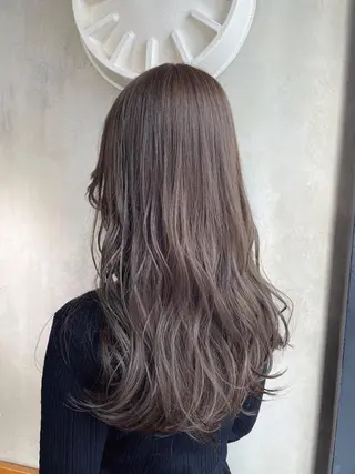 ロング カラー 梅田美容室 山崎海波のヘアスタイル