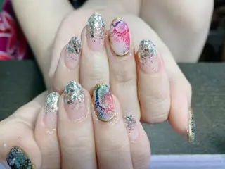 ネイル 高山 歩美のネイルデザイン