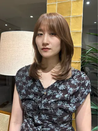 ミディアム カラー 透明感✨女性特化💙 chihiroのヘアスタイル