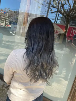 ロング andKおもろまち店 艶ダブルカラー✨のヘアスタイル