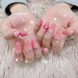 ネイル オーナーネイリスト MAKIのネイルデザイン