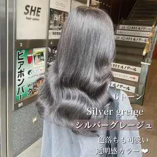 ロング カラー 透け上品ハイトーン 職人ゆうと🤍のヘアスタイル