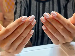 ネイル LEDアイラッシュ ∩_∩アオイのマツエク・マツパデザイン