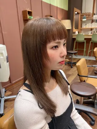 セミロング カラー 🌻井上 マリー🌻のヘアスタイル