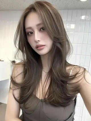 ロング 松井 美祐宇のヘアスタイル