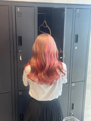 ロング カラー 暖色/ハイトーン/ カラー/HBLのヘアスタイル