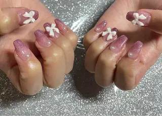 ネイル VIERU 🌈🎀💖のネイルデザイン