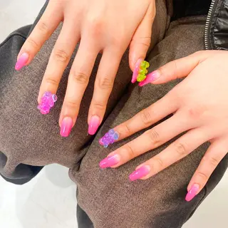 ネイル 大倉 絵理のネイルデザイン